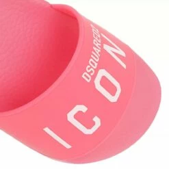 DSQUARED2 Logo Print Slides Rosa Claquette 8 DSQUARED2 Logo Print Slides Rosa Claquette -Pas Cher Fashionette Magasin A0162830 Dsquared2 3