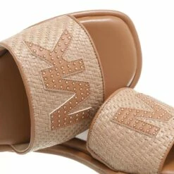 MICHAEL Michael Kors Hayworth Slide Nat/Acorn Sandale -Pas Cher Fashionette Magasin A0174819 MichaelMichaelKors position 3
