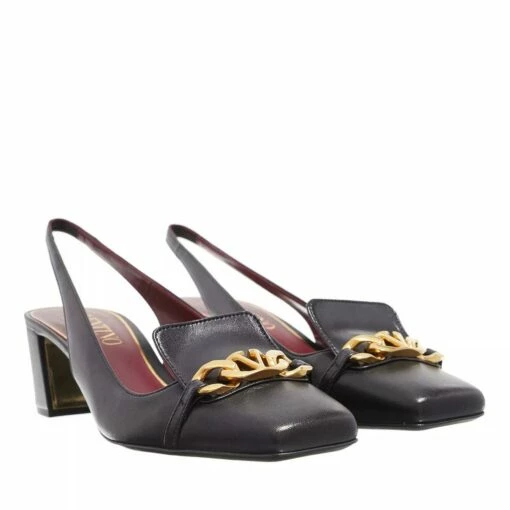 Valentino Garavani Vlogo Chain Slingback Pump Nappa Black Escarpin 2 Valentino Garavani Vlogo Chain Slingback Pump Nappa Black Escarpin -Pas Cher Fashionette Magasin A0199188 ValentinoGaravani position 1