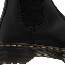 Dr. Martens Chelsea Boot Black Smooth Botte Chelsea -Pas Cher Fashionette Magasin A0199844 DrMartens position 3