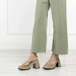 Devant -Pas Cher Fashionette Magasin A0200857 1