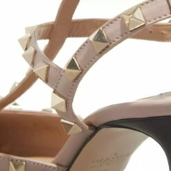 Valentino Garavani Rockstud Pump Sandals Black Beige Escarpin -Pas Cher Fashionette Magasin A0218208 2