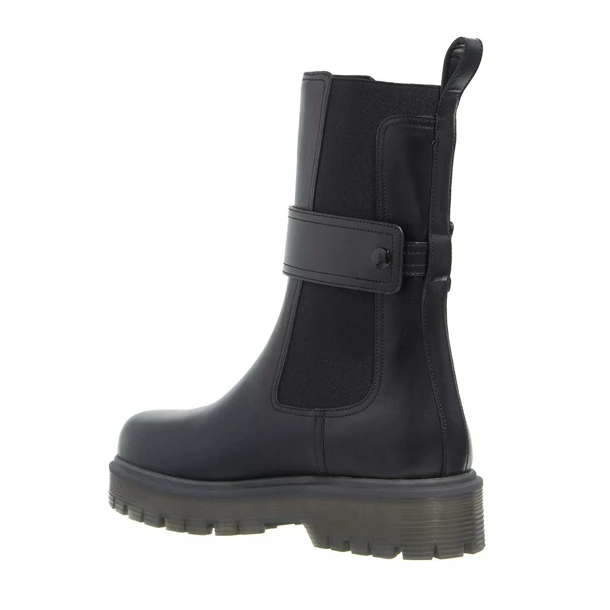 Valentino Garavani One Stud Beatle Boot In Calfskin Black Bottine 4 Valentino Garavani One Stud Beatle Boot In Calfskin Black Bottine – Image 2