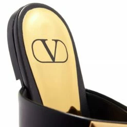 Valentino Garavani Rockstud Flat Sandals Black Claquette -Pas Cher Fashionette Magasin A0218884 3