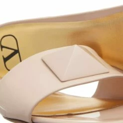 Valentino Garavani Pantoletten One Stud Powder Rose Claquette -Pas Cher Fashionette Magasin A0219610 PACKSHOT DETAIL