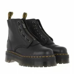Dr. Martens Jungle Boot Black Milled Nappa Bottes à Lacets